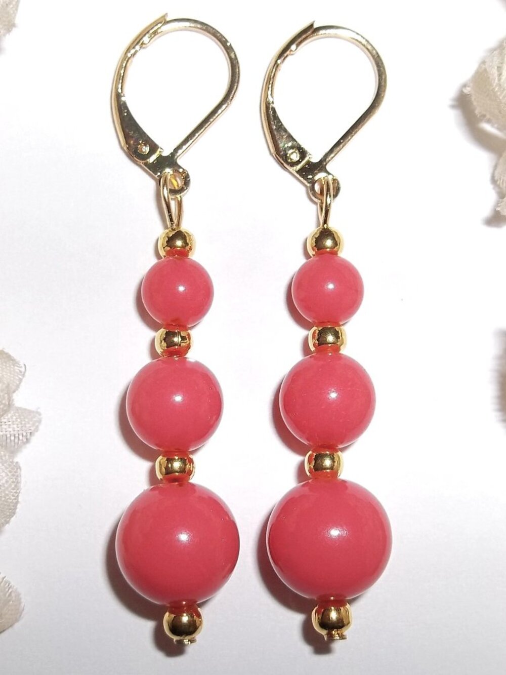 Coral & Gold Earrings Beaded Dangle Drop Costume Jewelry Fashion Accessory D9137